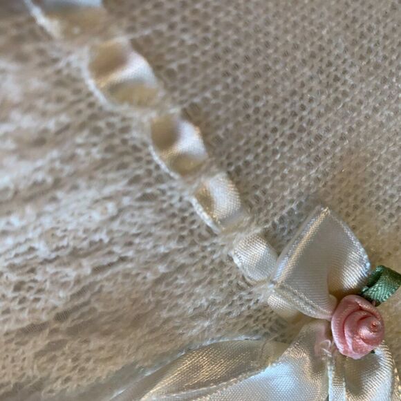 Baby's Christening/layette/wedding gown, hand made, full lining, cap, EUC. - Picture 3 of 15